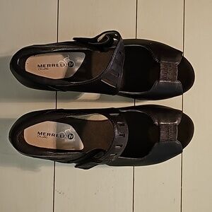 Merrell Dark Brown Size 10 Heels